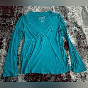Old Navy Maternity brand long-sleeved shirt - size M.